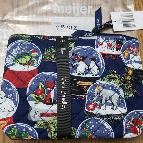 COSMETIC TRIO SNOW GLOBES - Picture 1 of 3